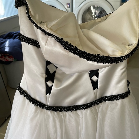 Prom Dress - Picture 7 of 7